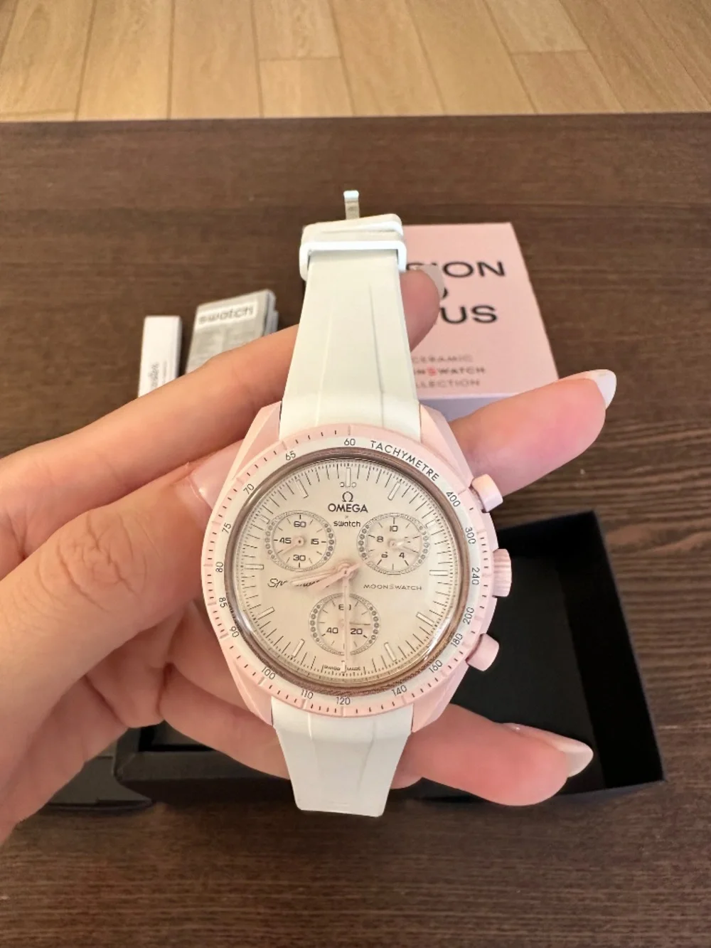 Swatch x Omega MoonSwatch - Mission to Venus - NEW (never worn)